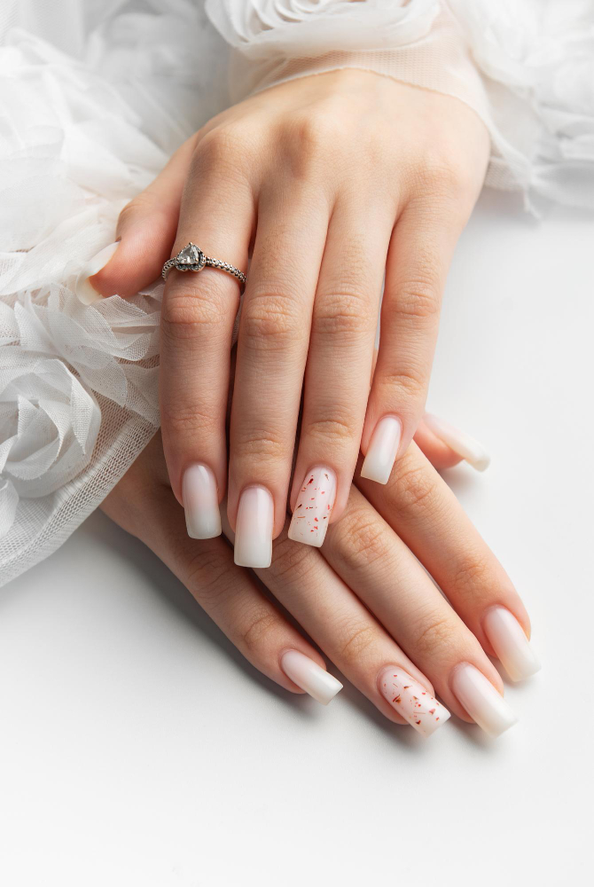 nail salon S Hamilton Rd 1